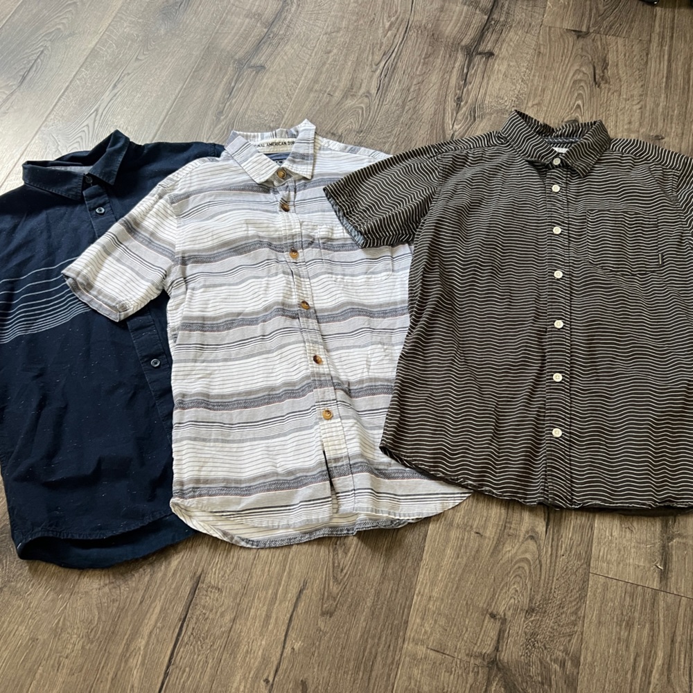 3  Quicksilver button down BOYS button down shirts GREAT DEAL